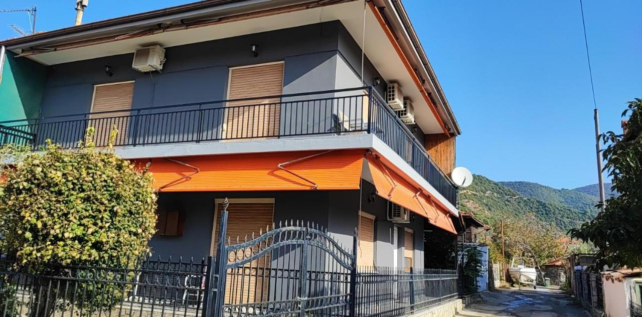 Cosy House Stratoni Chalkidiki 300M From Beach エクステリア 写真